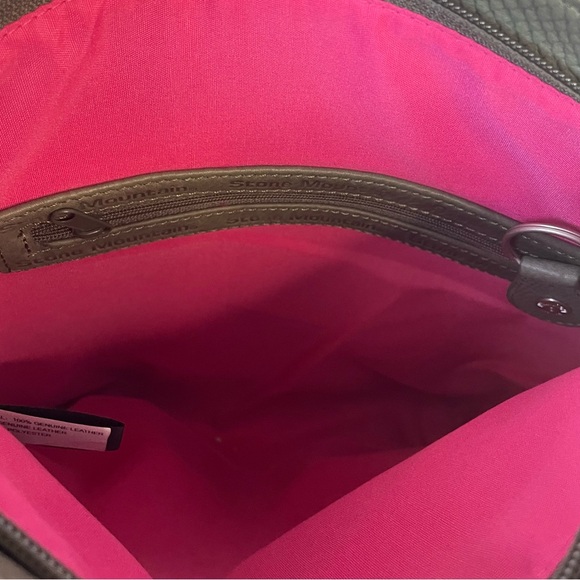 Stone Mountain Olive Green Reptile-Textured Leather Crossbody Bag NWOT - Picture 11 of 16